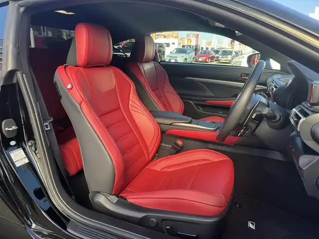 レクサス ＲＣ 350 Fスポーツ 三重県 2018(平30)年 2.2万km ブラック ワンオーナー/オレンジブレーキキャリパー/セーフティシステムプラス/・プリクラッシュセーフティシステム/・レーンディパーチャーアラート/・オートマチックハイビーム/・レーダークルーズコントロール/純正メモリーナビゲーションシステム/【地デジTV/DVD/CD/Blu-ray/Bluetooth】/プレミアムサウンドシステム(10スピーカー)/バックカメラ/専用革スポーツシート(フレアレッド)/ベンチレーション機能(前席)/パワーシート(前席)/シートヒーター(前席)/エアシート(前席)/ドライブモードセレクトスイッチ/コムテックレーダー探知機【ZERO92VS】/丸型フルLEDヘッドランプ/オートライト/ビルトインETC/純正19インチ5本ツインスポークアルミホイール/スマートエントリー/スタートシステム/新車保証書/取扱説明書