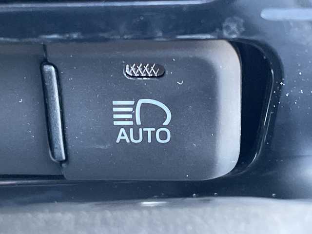 トヨタ プリウス Sセーフティプラス 茨城県 2016(平28)年 4.4万km アティチュードブラックマイカ トヨタセーフティーセンス/純正SDナビ/Bluetooth/フルセグTV/バックカメラ/ドライブレコーダー/ビルトインETC/レーダークルーズコントロール/レーン逸脱/パーキングアシスト/横滑り防止装置/衝突軽減システム/アイドリングストップ/レーダークルーズコントロール/オートライト/オートマチックハイビーム/LEDヘッドライト/コーナーセンサー/ステアリモコン/スマートキー