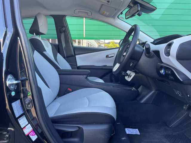 トヨタ プリウス Sセーフティプラス 茨城県 2016(平28)年 4.4万km アティチュードブラックマイカ トヨタセーフティーセンス/純正SDナビ/Bluetooth/フルセグTV/バックカメラ/ドライブレコーダー/ビルトインETC/レーダークルーズコントロール/レーン逸脱/パーキングアシスト/横滑り防止装置/衝突軽減システム/アイドリングストップ/レーダークルーズコントロール/オートライト/オートマチックハイビーム/LEDヘッドライト/コーナーセンサー/ステアリモコン/スマートキー