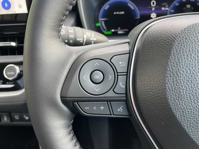 トヨタ カローラ クロス ハイブリッド Z 青森県 2025(令7)年 0.4万km プラチナホワイトパールマイカ 4WD/OP寒冷地仕様/OP純正10.5インチDオーディオプラスナビ・フルセグTV/Bluetooth・USB・Miracast/OPパノラミックビューモニター/OPパノラマルーフ/OPトヨタチームメイト/アドバンストパーク/パーキングサポートブレーキ/安心降車アシスト/ブラインドスポットモニター/セーフティセンス/プリクラッシュセーフティ/レーダークルーズコントロール/レーントレーシングアシスト/オートマチックハイビーム/ハーフレザーシート/運転席パワーシート/前席シートヒーター/ステアリングヒーター/パワーバックドア/純正前後ドライブレコーダー/純正ビルトインETC2.0/OP AC100V1500W/ワイパーデアイサー/LEDヘッドライト/LEDフォグランプ/LEDリアフォグランプ/純正18インチアルミ/ルーフレール