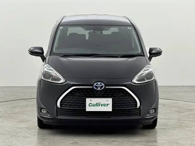 トヨタ シエンタ ハイブリッド G クエロ 福岡県 2018(平30)年 5.9万km ブラックマイカ 後席モニター　/純正ナビ　/全方位カメラ　/ビルトインＥＴＣ　/クルーズコントロール　/コーナーセンサー　/衝突被害軽減　/レーンキープ　/ＰＫＳＢ　/両側電動スライドドア　/シートヒーター　/ステアリングヒーター　/ＬＥＤヘッドライト