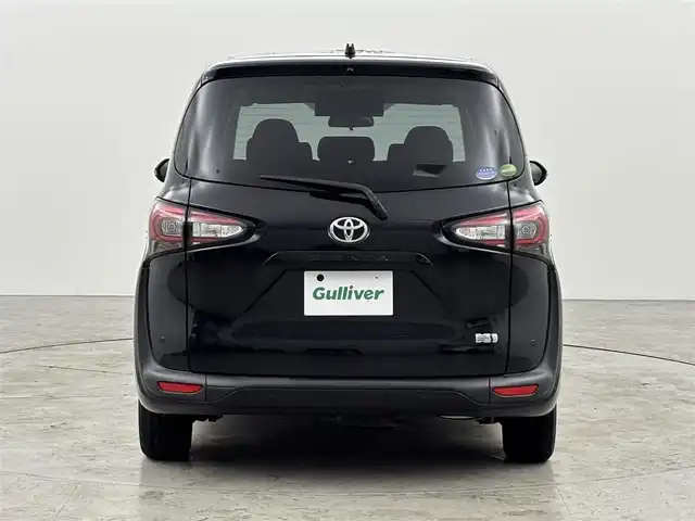 トヨタ シエンタ ハイブリッド G クエロ 福岡県 2018(平30)年 5.9万km ブラックマイカ 後席モニター　/純正ナビ　/全方位カメラ　/ビルトインＥＴＣ　/クルーズコントロール　/コーナーセンサー　/衝突被害軽減　/レーンキープ　/ＰＫＳＢ　/両側電動スライドドア　/シートヒーター　/ステアリングヒーター　/ＬＥＤヘッドライト