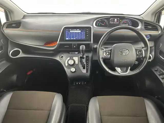 トヨタ シエンタ ハイブリッド G クエロ 福岡県 2018(平30)年 5.9万km ブラックマイカ 後席モニター　/純正ナビ　/全方位カメラ　/ビルトインＥＴＣ　/クルーズコントロール　/コーナーセンサー　/衝突被害軽減　/レーンキープ　/ＰＫＳＢ　/両側電動スライドドア　/シートヒーター　/ステアリングヒーター　/ＬＥＤヘッドライト