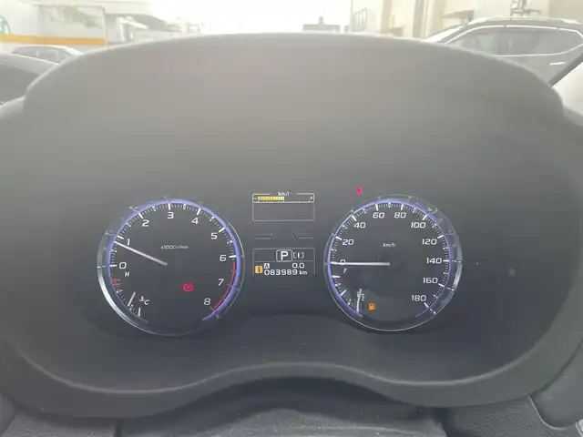 スバル レヴォーグ 1．6GT－S アイサイト 兵庫県 2014(平26)年 8.4万km アイスシルバーメタリック ワンオーナー/純正SDナビ/フルセグTV/CD/DVD/USB接続/FM/AM/ハンズフリー通話/ETC/レーダークルーズ/レーンキープアシスト/衝突被害軽減ブレーキ/パドルシフト/ステアリングスイッチ/D/N席電動シート/革巻きステアリング/ステアリングスイッチ/アイドリングストップ/電動格納ミラー/スマートキー×2/取扱説明書/保証書