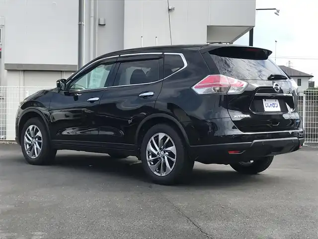 日産 エクストレイル 20Xtt エマージェンシーブレーキ 栃木県 2017(平29)年 10.3万km ダイヤモンドブラック 株)IDOMが運営する【じしゃロン小山店】の自社ローン専用車両になります。こちらは現金またはオートローンご利用時の価格です。自社ローンご希望の方は別途その旨お申付け下さい//禁煙車/社外フルセグナビ/（CD/DVD/AM/FMラジオ）/(Bluetooth)/スマートキー/プッシュスタート/バックカメラ/ＥＴＣ/エマージェンシーブレーキ/アイドリングストップ/ステアリングリモコン/電動格納ドアミラー/パワーウインドウ/防眩ミラー/オートライト