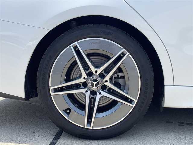 メルセデス・ベンツ Ｍ・ベンツ Ｃ２２０ｄ ステーションワゴン アバンギャルドAMGライン 東京都 2024(令6)年 1万km 白 ワンオーナー/ETC/パワーバックドア/プッシュスタート/クルーズコントロール/アイドリングストップ/フルセグテレビ