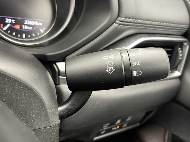 マツダ ＣＸ－８ XD プロアクティブ 千葉県 2018(平30)年 2.3万km ジェットブラックマイカ 衝突被害軽減システム/レーンキープアシスト/コーナーセンサー（前後）/レーダークルーズコントロール/ブラインドスポットモニター/社外フリップダウンモニター/純正SDナビ/　（Bluetooth/CD/DVD/USB/フルセグTV/AUX）/全方位カメラ/純正ビルトインETC/パワーシート（D席）/シートヒーター（D/N席）/MTモード付AT/パワーステアリング/ステアリングヒーター/パワーウィンドウ/アイドリングストップ/純正フロアマット/オートライト/LEDヘッドライト/純正19インチアルミホイール