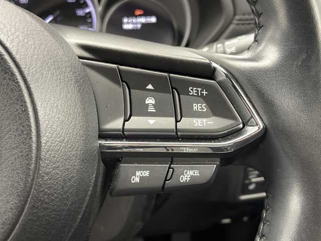 マツダ ＣＸ－８ XD プロアクティブ 千葉県 2018(平30)年 2.3万km ジェットブラックマイカ 衝突被害軽減システム/レーンキープアシスト/コーナーセンサー（前後）/レーダークルーズコントロール/ブラインドスポットモニター/社外フリップダウンモニター/純正SDナビ/　（Bluetooth/CD/DVD/USB/フルセグTV/AUX）/全方位カメラ/純正ビルトインETC/パワーシート（D席）/シートヒーター（D/N席）/MTモード付AT/パワーステアリング/ステアリングヒーター/パワーウィンドウ/アイドリングストップ/純正フロアマット/オートライト/LEDヘッドライト/純正19インチアルミホイール