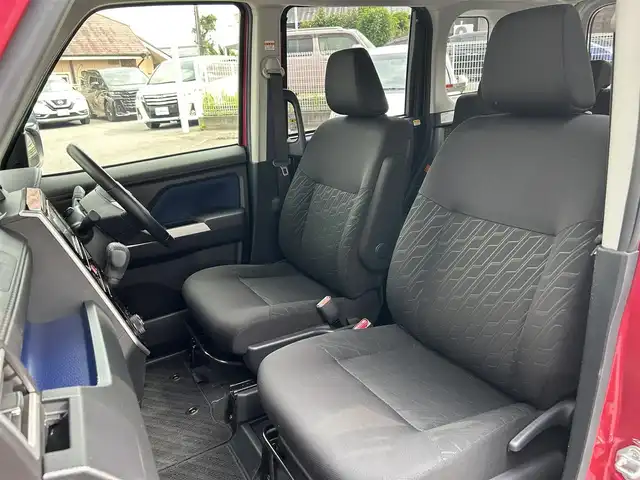 トヨタ ルーミー カスタムG S 愛知県 2018(平30)年 4.5万km ブラックマイカ/マゼンダベリーメタリック 純正SDナビ/フルセグTV/DVD再生/AM/FM/Bluetooth接続/純正ドライブレコーダー/クルーズコントロール/ETCビルトイン/バックカメラ/コーナーセンサー/ウォークスルー/両側パワースライドドア/純正アルミホイール/純正フロアマット/ABS/横滑り防止装置/レーンキープアシスト/衝突被害軽減システム/LEDオートライト/LEDオートハイビーム/電動格納式ミラー/フォグランプ/スマートキー/スペアキー/保証書/取扱説明書