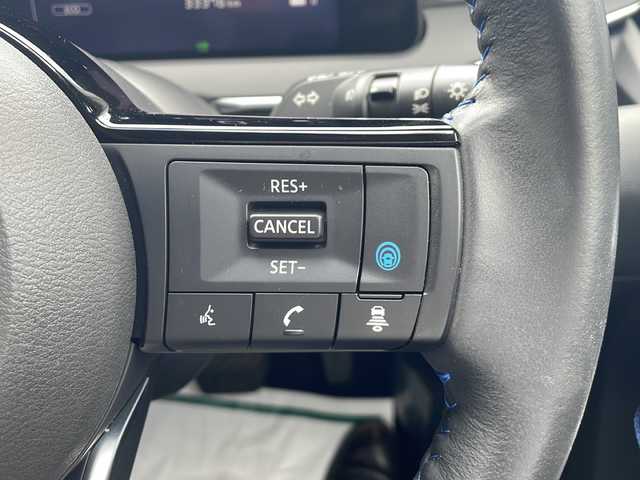 日産 ノート オーテック 静岡県 2021(令3)年 3.4万km ピュアホワイトパール / スーパーブラック 2トーン ワンオーナー/純正ナビ/地デジTV/Bleutooth/バック/全周囲カメラ/プロパイロット/合成レザーシート/オートハイビーム/純正16インチAW/ドライブレコーダー/スマートキー/ビルトインETC/保証書/取説