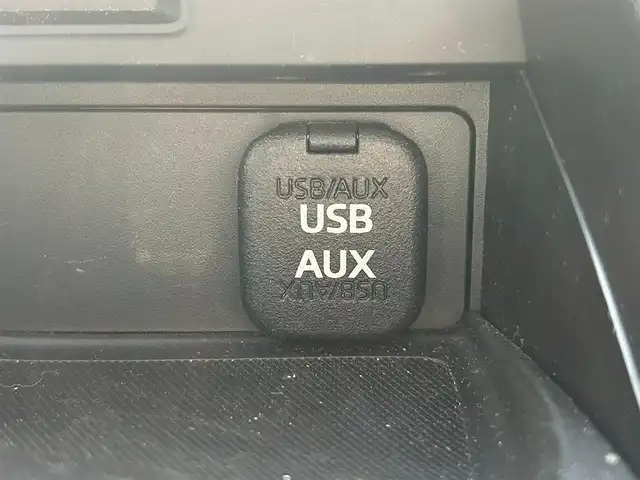 マツダ ロードスター S 滋賀県 2022(令4)年 3.1万km ジェットブラックマイカ 純正カーオーディオ/(FM/AM/USB/AUX)/ETC/積込冬タイヤ/プリクラッシュブレーキアシスト	/スマート・シティブレーキサポート（後退時）（ＳＣＢＳ）/ブラインドスポットモニタリング（ＢＳＭ）/リアクロストラフィックアラート（ＲＣＴＡ）/レーンキープアシスト	/リアパーキングセンサー/電動格納ミラー/革巻きステアリング/ステアリングスイッチ/オートライト/LEDヘッドライト/マニュアルエアコン/プッシュスタート/スマートキー/社外フロアマット