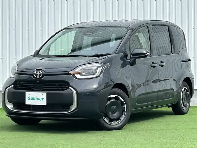 トヨタ シエンタ Z 香川県 2025(令7)年 0.1千km ダークグレー 登録済未使用車　/７人乗り　/１０．５型ナビ／ＴＶ機能付きディスプレイオーディオ　/Miracast/全方位カメラ　/トヨタセーフティセンス/両側パワースライドドア　/ＢＳＭ　/ＰＫＳＢ　/コンビステア／リモコン　/ＬＥＤヘッドライト/オートライト／ハイビーム機能　/ＥＴＣ2.0/リアロールサンシェード/前後クリアランスソナー/リアシートタイプC充電器×2/スペアキー×1