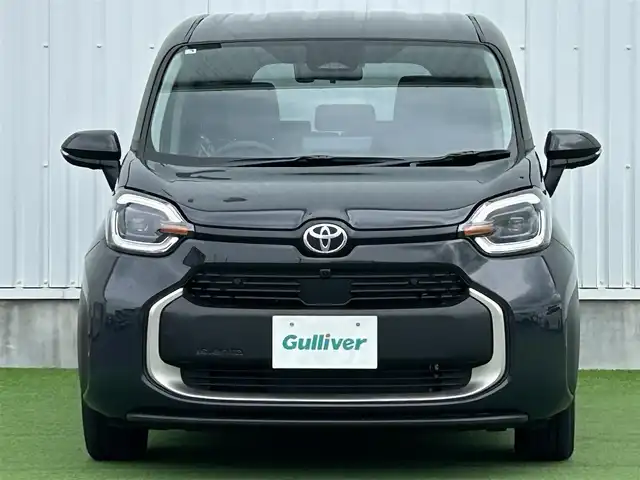 トヨタ シエンタ Z 香川県 2025(令7)年 0.1千km ダークグレー 登録済未使用車　/７人乗り　/１０．５型ナビ／ＴＶ機能付きディスプレイオーディオ　/Miracast/全方位カメラ　/トヨタセーフティセンス/両側パワースライドドア　/ＢＳＭ　/ＰＫＳＢ　/コンビステア／リモコン　/ＬＥＤヘッドライト/オートライト／ハイビーム機能　/ＥＴＣ2.0/リアロールサンシェード/前後クリアランスソナー/リアシートタイプC充電器×2/スペアキー×1