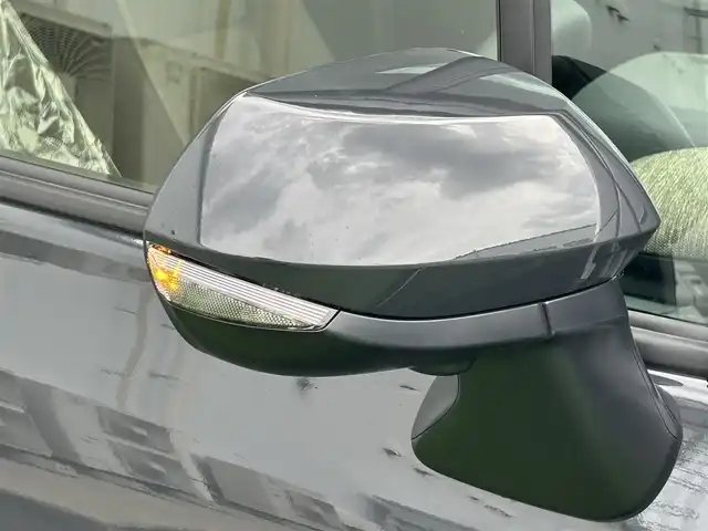 トヨタ シエンタ Z 香川県 2025(令7)年 0.1千km ダークグレー 登録済未使用車　/７人乗り　/１０．５型ナビ／ＴＶ機能付きディスプレイオーディオ　/Miracast/全方位カメラ　/トヨタセーフティセンス/両側パワースライドドア　/ＢＳＭ　/ＰＫＳＢ　/コンビステア／リモコン　/ＬＥＤヘッドライト/オートライト／ハイビーム機能　/ＥＴＣ2.0/リアロールサンシェード/前後クリアランスソナー/リアシートタイプC充電器×2/スペアキー×1