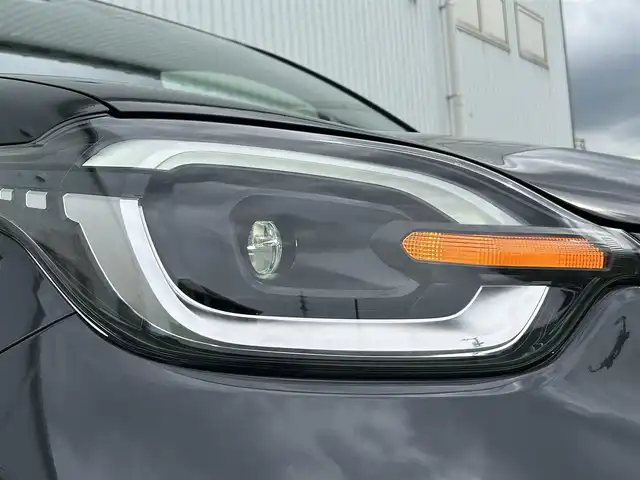 トヨタ シエンタ Z 香川県 2025(令7)年 0.1千km ダークグレー 登録済未使用車　/７人乗り　/１０．５型ナビ／ＴＶ機能付きディスプレイオーディオ　/Miracast/全方位カメラ　/トヨタセーフティセンス/両側パワースライドドア　/ＢＳＭ　/ＰＫＳＢ　/コンビステア／リモコン　/ＬＥＤヘッドライト/オートライト／ハイビーム機能　/ＥＴＣ2.0/リアロールサンシェード/前後クリアランスソナー/リアシートタイプC充電器×2/スペアキー×1