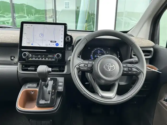 トヨタ シエンタ Z 香川県 2025(令7)年 0.1千km ダークグレー 登録済未使用車　/７人乗り　/１０．５型ナビ／ＴＶ機能付きディスプレイオーディオ　/Miracast/全方位カメラ　/トヨタセーフティセンス/両側パワースライドドア　/ＢＳＭ　/ＰＫＳＢ　/コンビステア／リモコン　/ＬＥＤヘッドライト/オートライト／ハイビーム機能　/ＥＴＣ2.0/リアロールサンシェード/前後クリアランスソナー/リアシートタイプC充電器×2/スペアキー×1