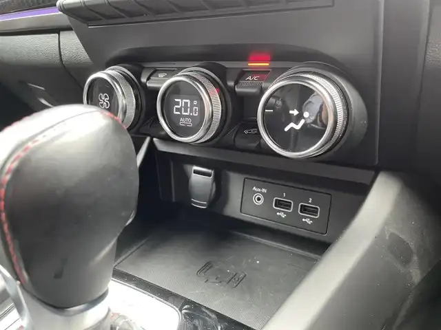 ルノー ルノー アルカナ RSライン E-テックハイブリッド 栃木県 2023(令5)年 2.7万km パール ワンオーナー/AppleCarPlay/ACC/パーキングアシスト/全方位カメラ/ETC/ハーフレザー/パワーシート/シートヒーター/ステアリングヒーター/クリアランスソナー/アクティブブレーキ/レーンキープ/BSM/アンビエント