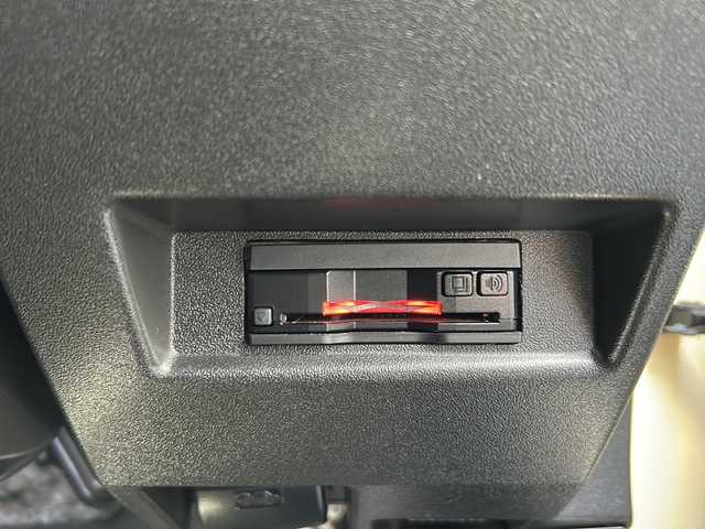 スズキ ジムニー XC 秋田県 2020(令2)年 7.8万km シフォンアイボリーM 社外メモリナビ/Bluetooth、CD/DVD、フルセグTV/ETC/前後ドライブレコーダー/レーダークルーズコントロール/前席シートヒーター/純正16インチAW/ルーフキャリア