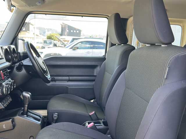 スズキ ジムニー XC 秋田県 2020(令2)年 7.8万km シフォンアイボリーM 社外メモリナビ/Bluetooth、CD/DVD、フルセグTV/ETC/前後ドライブレコーダー/レーダークルーズコントロール/前席シートヒーター/純正16インチAW/ルーフキャリア