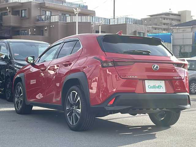 レクサス ＵＸ 250h バージョンL 静岡県 2021(令3)年 4.4万km マダーレッド 純正ナビ/地デジTV/純正CD/DVD/Bluetooth/バック/全周囲カメラ/レクサスセーフティセンス/オートハイビーム/レーダークルーズコントロール/パワーバックドア/レザーシート/シートヒーター/ベンチレーション/ドライブレコーダー/純正18インチAW/2.0ETC/スマートキー