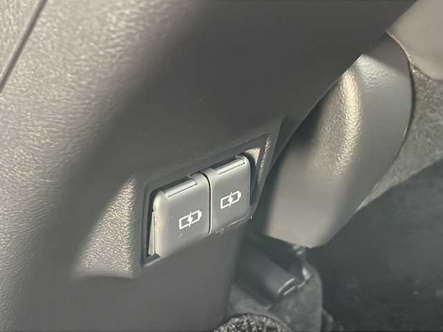 レクサス ＵＸ 250h バージョンL 静岡県 2021(令3)年 4.4万km マダーレッド 純正ナビ/地デジTV/純正CD/DVD/Bluetooth/バック/全周囲カメラ/レクサスセーフティセンス/オートハイビーム/レーダークルーズコントロール/パワーバックドア/レザーシート/シートヒーター/ベンチレーション/ドライブレコーダー/純正18インチAW/2.0ETC/スマートキー