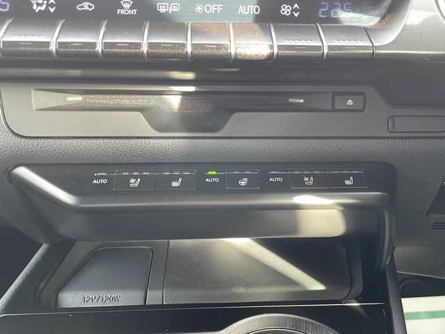 レクサス ＵＸ 250h バージョンL 静岡県 2021(令3)年 4.4万km マダーレッド 純正ナビ/地デジTV/純正CD/DVD/Bluetooth/バック/全周囲カメラ/レクサスセーフティセンス/オートハイビーム/レーダークルーズコントロール/パワーバックドア/レザーシート/シートヒーター/ベンチレーション/ドライブレコーダー/純正18インチAW/2.0ETC/スマートキー