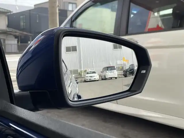 フォルクスワーゲン ポロ TSI Rライン 大阪府 2019(令1)年 3.8万km リーフブルーメタリック ワンオーナー/衝突被害軽減ブレーキ/レーダークルーズコントロール/ブラインドスポットモニタ/純正ナビ フルセグTV CD DVD BT/バックカメラ/コーナーセンサー/スマートキー 2個/前後ドラレコ/2.0ETC/フロントスポイラー/17インチ アルミホイール/パーキングアシスト/パドルシフト/LEDオートヘッドライト/前後フォグライト/W サイド カーテン エアバッグ/保証書 ナビ取説/禁煙車