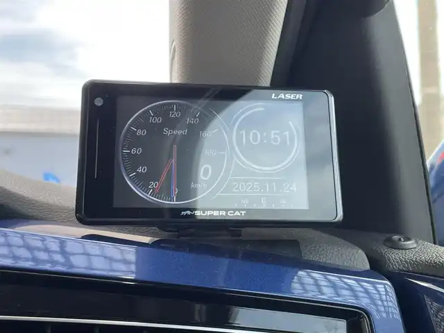 フォルクスワーゲン ポロ TSI Rライン 大阪府 2019(令1)年 3.8万km リーフブルーメタリック ワンオーナー/衝突被害軽減ブレーキ/レーダークルーズコントロール/ブラインドスポットモニタ/純正ナビ フルセグTV CD DVD BT/バックカメラ/コーナーセンサー/スマートキー 2個/前後ドラレコ/2.0ETC/フロントスポイラー/17インチ アルミホイール/パーキングアシスト/パドルシフト/LEDオートヘッドライト/前後フォグライト/W サイド カーテン エアバッグ/保証書 ナビ取説/禁煙車