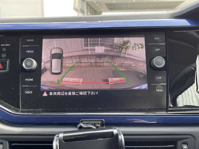 フォルクスワーゲン ポロ TSI Rライン 大阪府 2019(令1)年 3.8万km リーフブルーメタリック ワンオーナー/衝突被害軽減ブレーキ/レーダークルーズコントロール/ブラインドスポットモニタ/純正ナビ フルセグTV CD DVD BT/バックカメラ/コーナーセンサー/スマートキー 2個/前後ドラレコ/2.0ETC/フロントスポイラー/17インチ アルミホイール/パーキングアシスト/パドルシフト/LEDオートヘッドライト/前後フォグライト/W サイド カーテン エアバッグ/保証書 ナビ取説/禁煙車