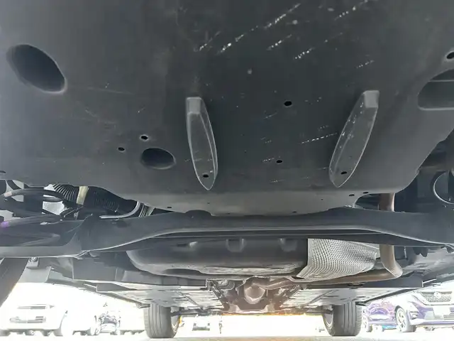 トヨタ ヤリスクロス ハイブリッド Z 栃木県 2021(令3)年 5.9万km ブラックマイカ トヨタセーフティセンス/・プリクラッシュセーフティ/・レーントレーシングアシスト/・オートマチック杯ビーム/・レーダークルーズコントロール/・ロードサインアシスト/・パーキングブレーキサポート/・クリアランスソナー/モデリスタエアロ/純正8インチディスプレイオーディオ/・BT/USB/AM.FM/・Applecarplay/Androidauto/バックカメラ/ETC/前後ドライブレコーダー/ハーフレザーシート（革調シートカバーあり）/D席パワーシート/D/N席シートヒーター/USBポート/電動パーキングブレーキ/オートホールド/ドアハンドルガーニッシュ/スマートキー×２/プッシュスタート/革巻きステアリング/ステアリングスイッチ/LEDヘッドライト/オートライト/純正ホイール積込/社外18インチAW/フロアマット/ドアバイザー/横滑り防止システム/電動格納ウィンカーミラー