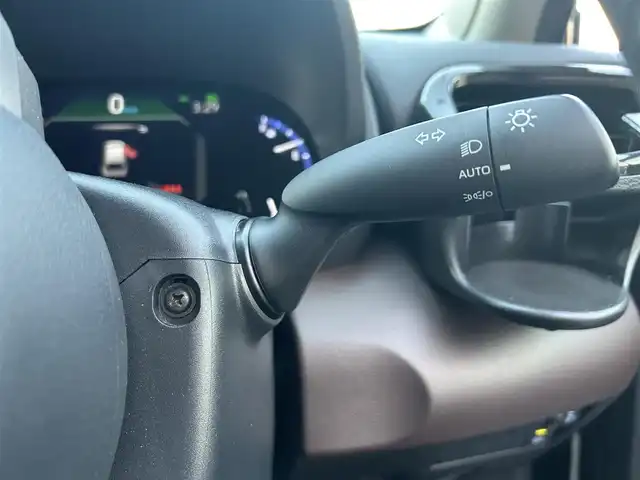 トヨタ ヤリスクロス ハイブリッド Z 栃木県 2021(令3)年 5.9万km ブラックマイカ トヨタセーフティセンス/・プリクラッシュセーフティ/・レーントレーシングアシスト/・オートマチック杯ビーム/・レーダークルーズコントロール/・ロードサインアシスト/・パーキングブレーキサポート/・クリアランスソナー/モデリスタエアロ/純正8インチディスプレイオーディオ/・BT/USB/AM.FM/・Applecarplay/Androidauto/バックカメラ/ETC/前後ドライブレコーダー/ハーフレザーシート（革調シートカバーあり）/D席パワーシート/D/N席シートヒーター/USBポート/電動パーキングブレーキ/オートホールド/ドアハンドルガーニッシュ/スマートキー×２/プッシュスタート/革巻きステアリング/ステアリングスイッチ/LEDヘッドライト/オートライト/純正ホイール積込/社外18インチAW/フロアマット/ドアバイザー/横滑り防止システム/電動格納ウィンカーミラー