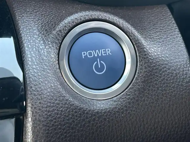 トヨタ ヤリスクロス ハイブリッド Z 栃木県 2021(令3)年 5.9万km ブラックマイカ トヨタセーフティセンス/・プリクラッシュセーフティ/・レーントレーシングアシスト/・オートマチック杯ビーム/・レーダークルーズコントロール/・ロードサインアシスト/・パーキングブレーキサポート/・クリアランスソナー/モデリスタエアロ/純正8インチディスプレイオーディオ/・BT/USB/AM.FM/・Applecarplay/Androidauto/バックカメラ/ETC/前後ドライブレコーダー/ハーフレザーシート（革調シートカバーあり）/D席パワーシート/D/N席シートヒーター/USBポート/電動パーキングブレーキ/オートホールド/ドアハンドルガーニッシュ/スマートキー×２/プッシュスタート/革巻きステアリング/ステアリングスイッチ/LEDヘッドライト/オートライト/純正ホイール積込/社外18インチAW/フロアマット/ドアバイザー/横滑り防止システム/電動格納ウィンカーミラー