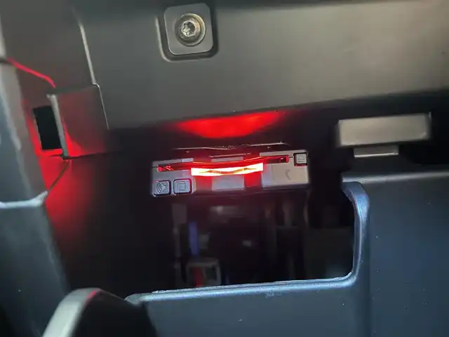 フィアット ５００Ｘ 熊本県 2022(令4)年 4.2万km ベージュ ・スマートキー/・アクティブブレーキ/・レーンセンス/・パーキングセンサー/・クルーズコントロール/・ハーフレザーシート/・前席シートヒーター/・純正ディスプレイオーディオ/　【Bluetooth・USB・AppleCarPlay】/・ETC/・ドライブレコーダー(前後録画)/・社外LEDヘッドランプ/・フォグランプ/・純正マット