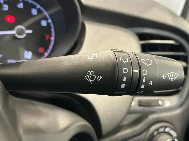 フィアット ５００Ｘ 熊本県 2022(令4)年 4.2万km ベージュ ・スマートキー/・アクティブブレーキ/・レーンセンス/・パーキングセンサー/・クルーズコントロール/・ハーフレザーシート/・前席シートヒーター/・純正ディスプレイオーディオ/　【Bluetooth・USB・AppleCarPlay】/・ETC/・ドライブレコーダー(前後録画)/・社外LEDヘッドランプ/・フォグランプ/・純正マット