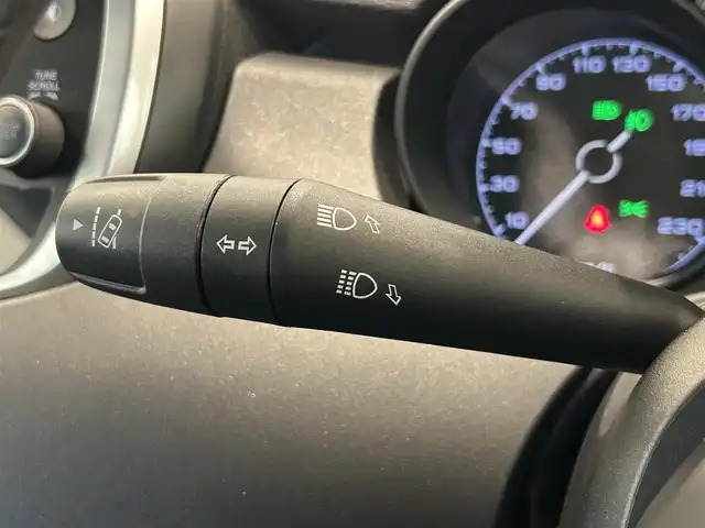 フィアット ５００Ｘ 熊本県 2022(令4)年 4.2万km ベージュ ・スマートキー/・アクティブブレーキ/・レーンセンス/・パーキングセンサー/・クルーズコントロール/・ハーフレザーシート/・前席シートヒーター/・純正ディスプレイオーディオ/　【Bluetooth・USB・AppleCarPlay】/・ETC/・ドライブレコーダー(前後録画)/・社外LEDヘッドランプ/・フォグランプ/・純正マット