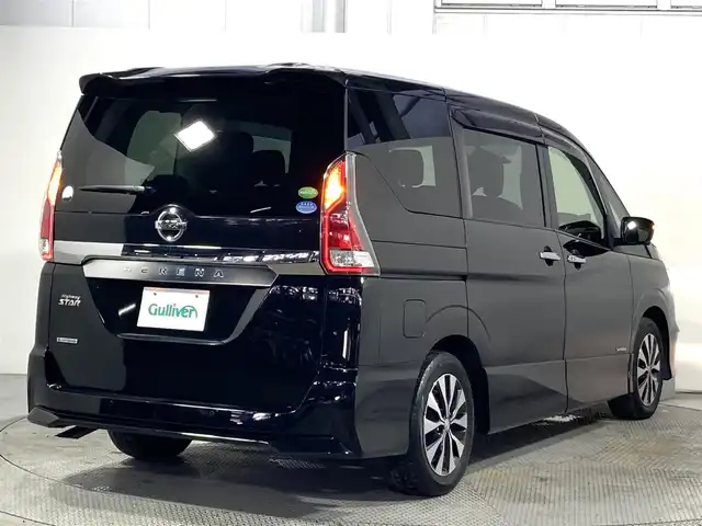 日産 セレナ