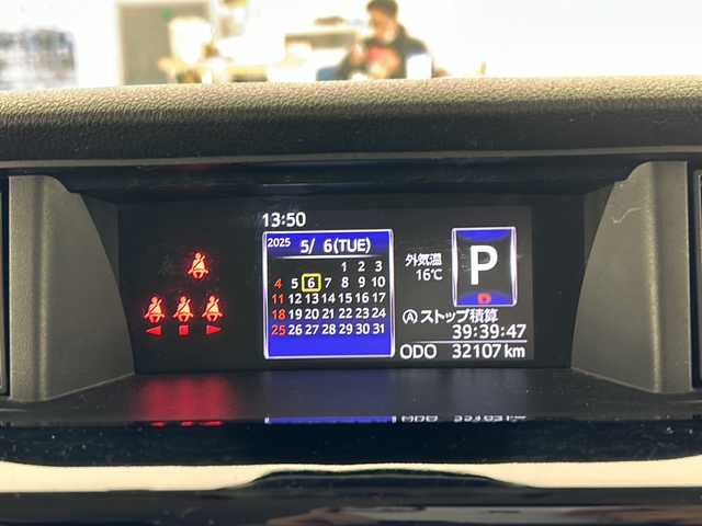 トヨタ ルーミー カスタムG 千葉県 2019(平31)年 3.3万km レーザーブルークリスタルシャイン 衝突軽減ブレーキ/コーナーセンサー（前後）/クルーズコントロール/アイドリングストップ/LEDヘッドライト/フォグランプ/オートライト/オートハイビーム/社外メモリーナビ（NXV987D）/（フルセグ/Bluetooth/Apple Car Play/Android Auto/CD/DVD/AM/FM)/バックカメラ/プッシュスタート/ステアリングスイッチ/革巻きステアリング/サイドバイザー/ウィンカーミラー/ETC/両側パワースライドドア/シートヒーター（D/N席）/スマートキー/ISO　FIX