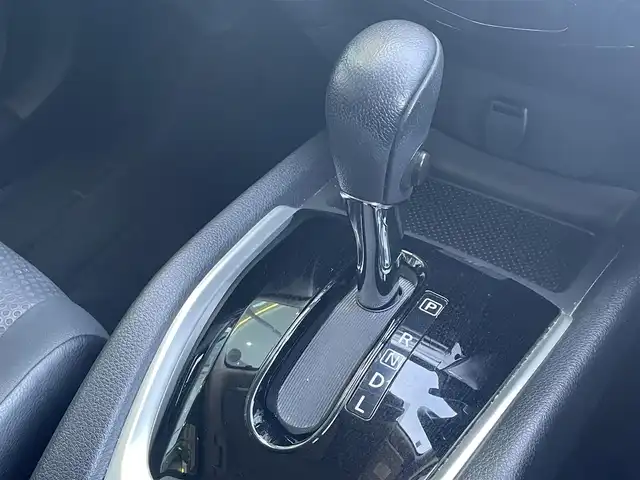 日産 エクストレイル 20X 島根県 2017(平29)年 9.1万km チタニウムカーキ エマージェンシーブレーキ/純正ナビ/CD/DVD/DTV/Bluetooth/アラウンドビューモニター/デジタルインナーミラー /パワーバックドア /コーナーセンサー /純正AW付きサマータイヤ積込/アイドリングストップ/ビルトインETC/ステアリングスイッチ/純正フロアマット/純正ドアバイザー/スマートキー/プッシュスタート