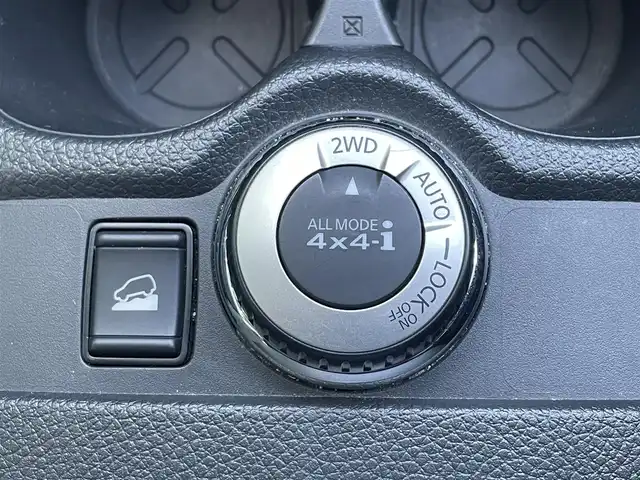 日産 エクストレイル 20X 島根県 2017(平29)年 9.1万km チタニウムカーキ エマージェンシーブレーキ/純正ナビ/CD/DVD/DTV/Bluetooth/アラウンドビューモニター/デジタルインナーミラー /パワーバックドア /コーナーセンサー /純正AW付きサマータイヤ積込/アイドリングストップ/ビルトインETC/ステアリングスイッチ/純正フロアマット/純正ドアバイザー/スマートキー/プッシュスタート
