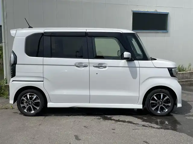 ホンダ Ｎ ＢＯＸ カスタム G L ホンダセンシング 福島県 2018(平30)年 13.1万km プラチナホワイトパール (株)IDOMが運営する【じしゃロン福島店】の自社ローン専用車両になります。こちらは現金またはオートローンご利用時の価格です。自社ローンご希望の方は別途その旨お申付け下さい/純正ギャザズＳＤナビ/フルセグテレビ/バックカメラ/レーダークルーズコントロール/衝突軽減システム/レーンキープアシスト/ＬＥＤヘッドライト/片側パワスラ/ＥＴＣ/Ｆフォグランプ/ドアバイザー