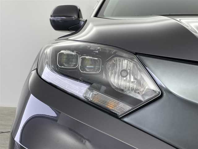 ホンダ ヴェゼル ハイブリッド Z 群馬県 2014(平26)年 10.8万km ルーセブラックM 衝突軽減　純正７インチナビ　バックカメラ　クルーズコントロール　ＬＥＤライト　ハーフレザー　シートヒーター　純正１７インチＡＷ　ステアリングリモコン　パドルシフト　スマートキー　ＥＴＣ　禁煙車