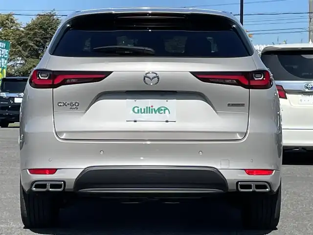 マツダ ＣＸ－６０ XD HV プレミアムモダン 道央・札幌 2022(令4)年 6.2万km プラチナクォーツメタリック ４WD/BOSEサウンドシステム/純正メーカーナビ/AM/FM/BT/フルセグ/衝突被害軽減ブレーキ/横滑り防止装置/トランクションコントロールシステム/レーダークルーズコントロール/ダウンヒルアシストコントロール/クリアランスソナー/ブラインドスポットモニター/全方位カメラ/ビルトインETC/ドライブレコーダー/アイドリングストップ/Mi-DRIVE/サンルーフ/パワーバックドア/メモリーリアゲート/前席パワーシート/D席メモリーシート/全席シートヒーター/前席エアシート/レザーシート/革巻きステアリング/ステアリングリモコン/パドルシフト/AC100V/置くだけ充電/電動パーキング/オートブレーキホールド/プッシュスタート/スマートキー/LEDヘッドライト/オートライト/フォグランプ/電動格納ミラー/ウィンカーミラー/純正フロアマット