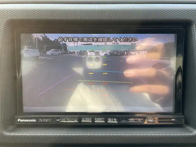 スズキ アルト ターボRS 千葉県 2015(平27)年 5.7万km パールホワイト レーダーブレーキサポート/5AGS/社外SDナビ【CN-R301Z】/・CD/DVD/MSV/Bluetooth/フルセグ/バックカメラ/スマートキー/運転席シートヒーター/パドルシフト/純正LEDヘッドライト/フォグランプ/純正15インチアルミホイール/ビルトインETC/本革巻きステアリング/ドアバイザー