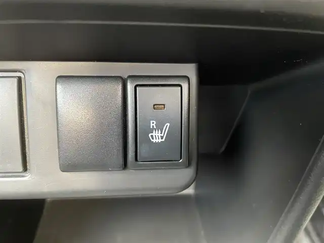 スズキ アルト ターボRS 千葉県 2015(平27)年 5.7万km パールホワイト レーダーブレーキサポート/5AGS/社外SDナビ【CN-R301Z】/・CD/DVD/MSV/Bluetooth/フルセグ/バックカメラ/スマートキー/運転席シートヒーター/パドルシフト/純正LEDヘッドライト/フォグランプ/純正15インチアルミホイール/ビルトインETC/本革巻きステアリング/ドアバイザー