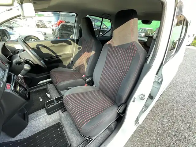 スズキ アルト ターボRS 千葉県 2015(平27)年 5.7万km パールホワイト レーダーブレーキサポート/5AGS/社外SDナビ【CN-R301Z】/・CD/DVD/MSV/Bluetooth/フルセグ/バックカメラ/スマートキー/運転席シートヒーター/パドルシフト/純正LEDヘッドライト/フォグランプ/純正15インチアルミホイール/ビルトインETC/本革巻きステアリング/ドアバイザー