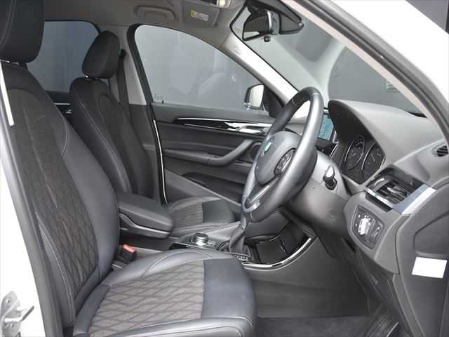 ＢＭＷ Ｘ１ xDrive 18d xライン 和歌山県 2019(平31)年 4.9万km パール ACC/HUD/ナビ/バックカメラ/BTオーディオ/ハーフレザーシート/シートヒーター/オートテールゲート/アンビエントライト/インテリジェントセーフティ/コンフォートアクセス/純正18インチAW/LEDヘッドライト/ETC/アイドリングストップ