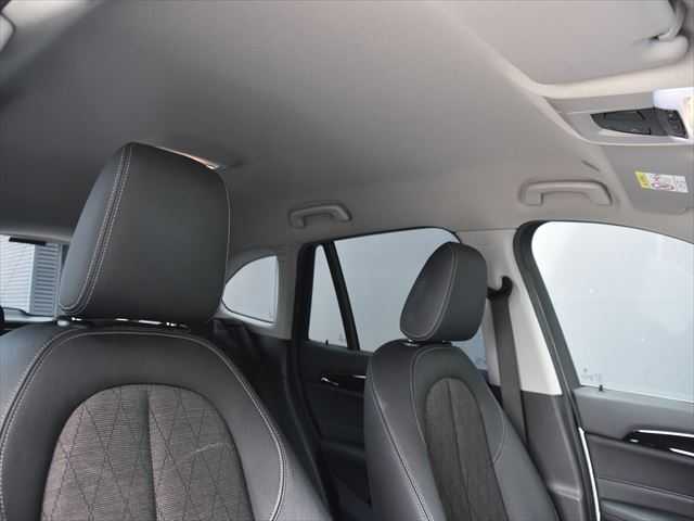 ＢＭＷ Ｘ１ xDrive 18d xライン 和歌山県 2019(平31)年 4.9万km パール ACC/HUD/ナビ/バックカメラ/BTオーディオ/ハーフレザーシート/シートヒーター/オートテールゲート/アンビエントライト/インテリジェントセーフティ/コンフォートアクセス/純正18インチAW/LEDヘッドライト/ETC/アイドリングストップ