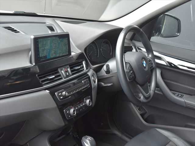 ＢＭＷ Ｘ１ xDrive 18d xライン 和歌山県 2019(平31)年 4.9万km パール ACC/HUD/ナビ/バックカメラ/BTオーディオ/ハーフレザーシート/シートヒーター/オートテールゲート/アンビエントライト/インテリジェントセーフティ/コンフォートアクセス/純正18インチAW/LEDヘッドライト/ETC/アイドリングストップ