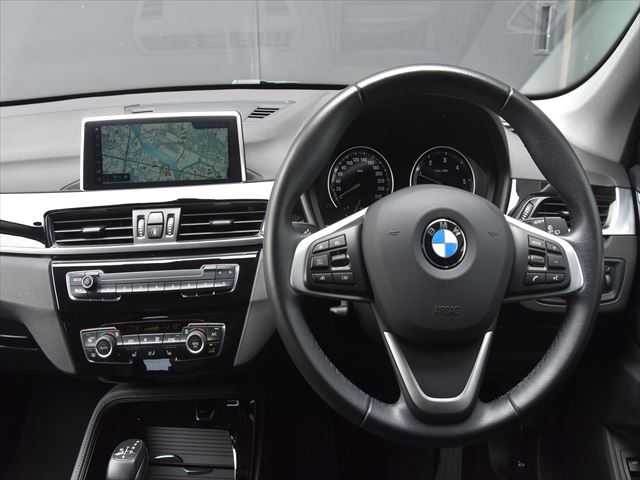 ＢＭＷ Ｘ１ xDrive 18d xライン 和歌山県 2019(平31)年 4.9万km パール ACC/HUD/ナビ/バックカメラ/BTオーディオ/ハーフレザーシート/シートヒーター/オートテールゲート/アンビエントライト/インテリジェントセーフティ/コンフォートアクセス/純正18インチAW/LEDヘッドライト/ETC/アイドリングストップ