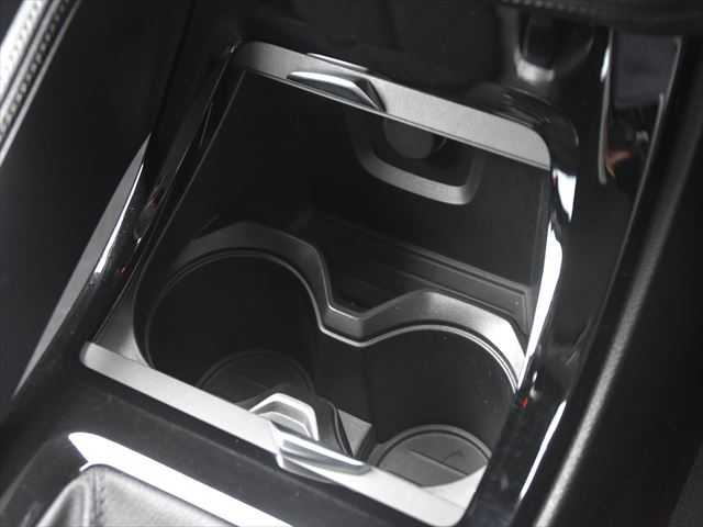 ＢＭＷ Ｘ１ xDrive 18d xライン 和歌山県 2019(平31)年 4.9万km パール ACC/HUD/ナビ/バックカメラ/BTオーディオ/ハーフレザーシート/シートヒーター/オートテールゲート/アンビエントライト/インテリジェントセーフティ/コンフォートアクセス/純正18インチAW/LEDヘッドライト/ETC/アイドリングストップ